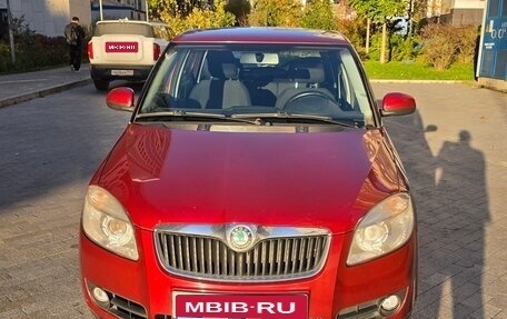 Skoda Fabia II, 2008 год, 800 000 рублей, 1 фотография