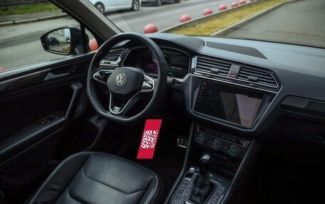 Volkswagen Tiguan II, 2018 год, 2 599 777 рублей, 10 фотография