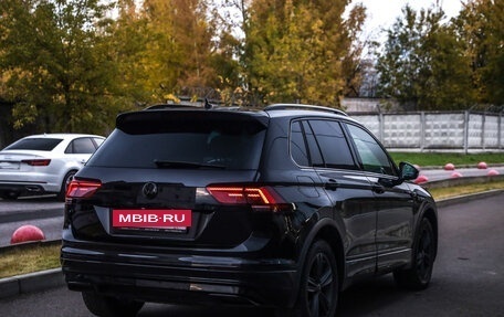 Volkswagen Tiguan II, 2018 год, 2 599 777 рублей, 6 фотография