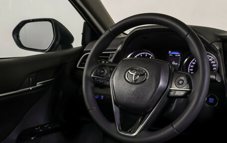 Toyota Camry, 2020 год, 2 590 000 рублей, 12 фотография
