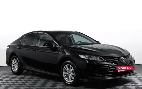Toyota Camry, 2020 год, 2 590 000 рублей, 3 фотография