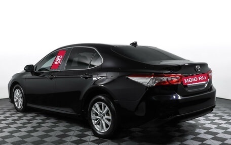 Toyota Camry, 2020 год, 2 590 000 рублей, 7 фотография