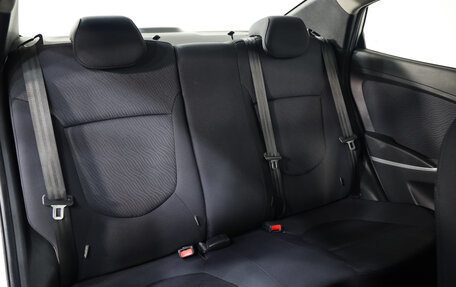 Hyundai Solaris II рестайлинг, 2013 год, 899 777 рублей, 20 фотография