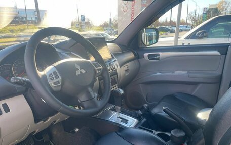 Mitsubishi Pajero Sport II рестайлинг, 2014 год, 2 099 000 рублей, 11 фотография