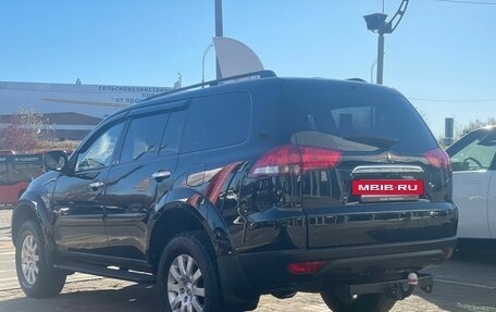 Mitsubishi Pajero Sport II рестайлинг, 2014 год, 2 099 000 рублей, 7 фотография