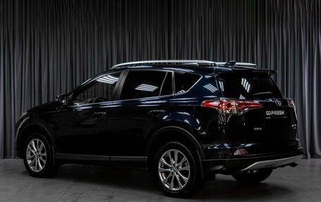 Toyota RAV4, 2018 год, 1 899 000 рублей, 2 фотография