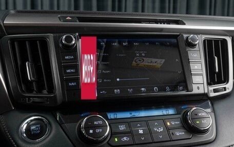Toyota RAV4, 2018 год, 1 899 000 рублей, 13 фотография