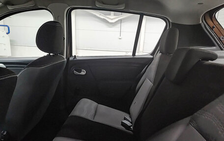 Renault Sandero I, 2014 год, 610 000 рублей, 12 фотография