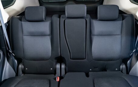 Mitsubishi Outlander III рестайлинг 3, 2016 год, 1 590 000 рублей, 11 фотография