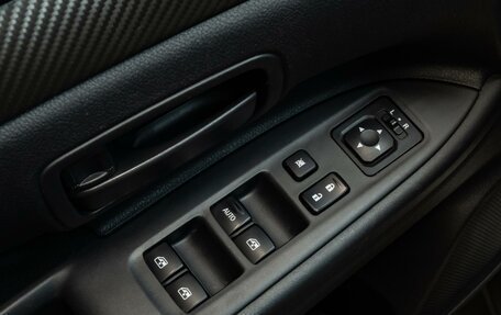 Mitsubishi Outlander III рестайлинг 3, 2016 год, 1 590 000 рублей, 16 фотография