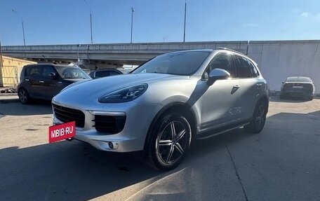 Porsche Cayenne III, 2015 год, 3 600 000 рублей, 2 фотография