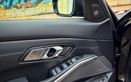 BMW 3 серия, 2022 год, 4 990 000 рублей, 20 фотография