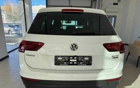 Volkswagen Tiguan II, 2017 год, 2 000 000 рублей, 5 фотография