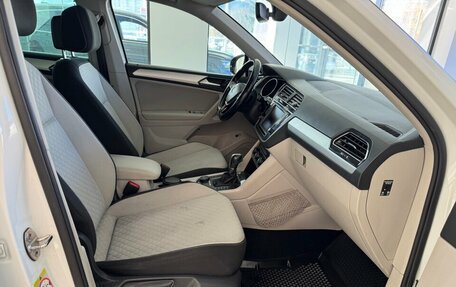 Volkswagen Tiguan II, 2017 год, 2 000 000 рублей, 18 фотография