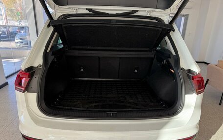 Volkswagen Tiguan II, 2017 год, 2 000 000 рублей, 8 фотография