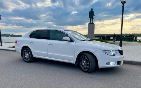 Skoda Superb III рестайлинг, 2010 год, 790 000 рублей, 2 фотография