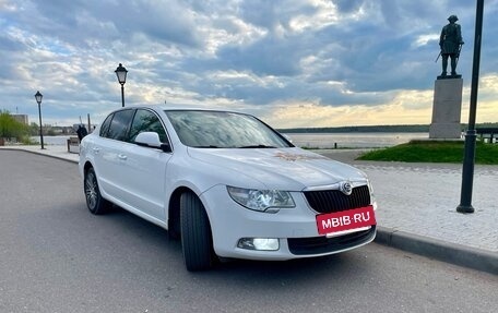 Skoda Superb III рестайлинг, 2010 год, 790 000 рублей, 3 фотография