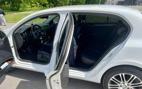 Skoda Superb III рестайлинг, 2010 год, 790 000 рублей, 17 фотография