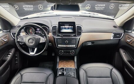 Mercedes-Benz GLS, 2018 год, 6 300 000 рублей, 30 фотография