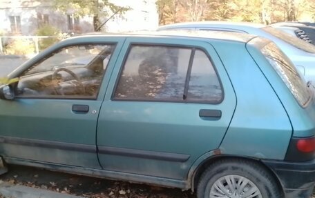 Renault Clio IV, 1994 год, 50 000 рублей, 3 фотография