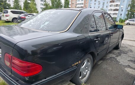 Mercedes-Benz E-Класс, 1995 год, 170 000 рублей, 5 фотография