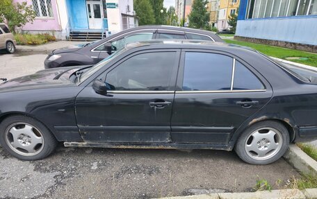 Mercedes-Benz E-Класс, 1995 год, 170 000 рублей, 3 фотография