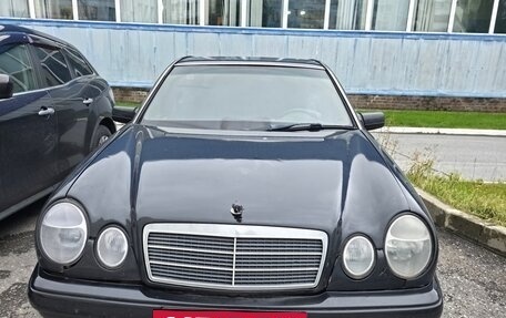 Mercedes-Benz E-Класс, 1995 год, 170 000 рублей, 2 фотография