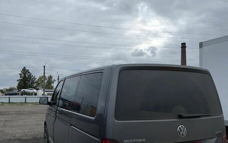 Volkswagen Multivan T6 рестайлинг, 2022 год, 7 200 000 рублей, 3 фотография