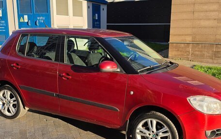 Skoda Fabia II, 2008 год, 800 000 рублей, 2 фотография