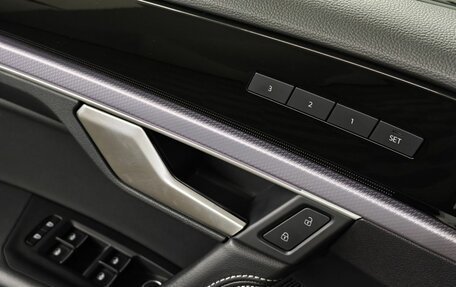 Volkswagen Touareg III, 2021 год, 6 800 000 рублей, 23 фотография