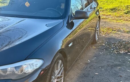 BMW 5 серия, 2010 год, 1 950 000 рублей, 3 фотография
