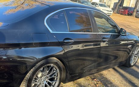 BMW 5 серия, 2010 год, 1 950 000 рублей, 7 фотография