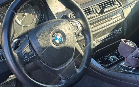 BMW 5 серия, 2010 год, 1 950 000 рублей, 9 фотография