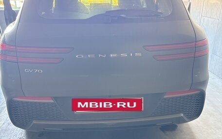 Genesis GV70, 2021 год, 4 700 000 рублей, 6 фотография
