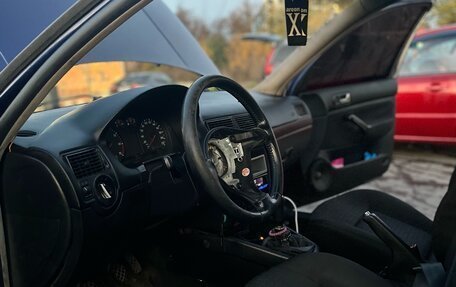 Volkswagen Golf IV, 2001 год, 175 000 рублей, 2 фотография