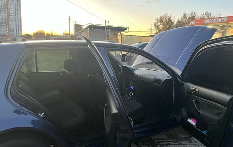 Volkswagen Golf IV, 2001 год, 175 000 рублей, 3 фотография