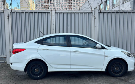 Hyundai Solaris II рестайлинг, 2013 год, 739 000 рублей, 7 фотография