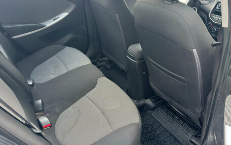 Hyundai Solaris II рестайлинг, 2013 год, 739 000 рублей, 10 фотография