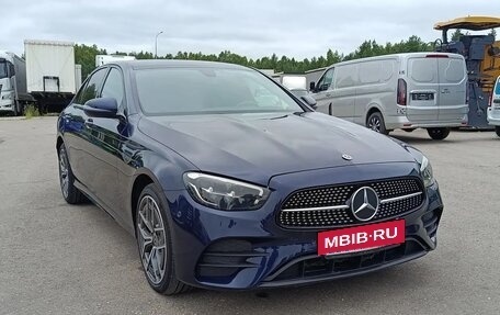 Mercedes-Benz E-Класс, 2021 год, 4 890 000 рублей, 3 фотография