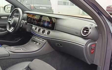 Mercedes-Benz E-Класс, 2021 год, 4 890 000 рублей, 12 фотография