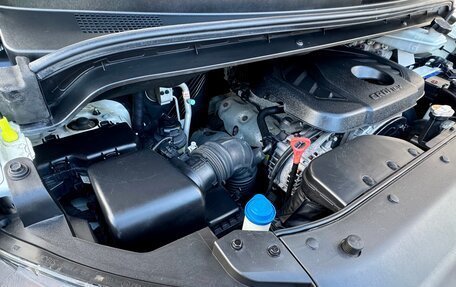 Hyundai Grand Starex Grand Starex I рестайлинг 2, 2019 год, 3 750 000 рублей, 31 фотография