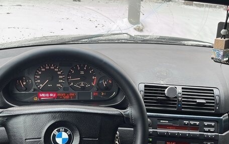 BMW 3 серия, 2002 год, 520 000 рублей, 12 фотография