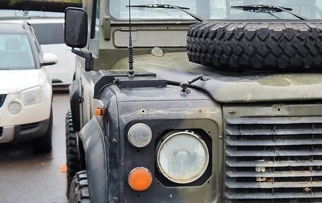 Land Rover Defender I, 1990 год, 2 650 000 рублей, 1 фотография