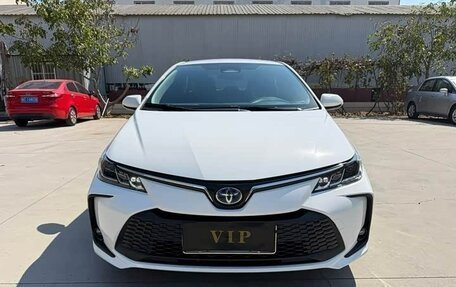 Toyota Corolla, 2023 год, 1 600 000 рублей, 2 фотография