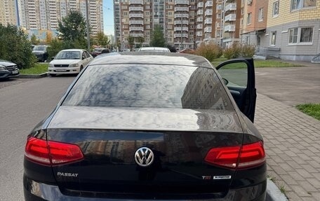 Volkswagen Passat B8 рестайлинг, 2015 год, 1 050 000 рублей, 2 фотография