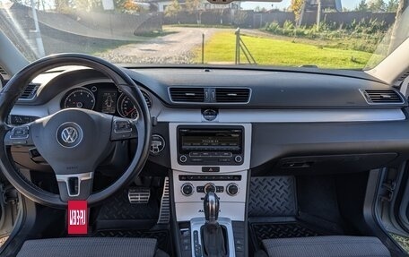 Volkswagen Passat B7, 2013 год, 1 350 000 рублей, 8 фотография