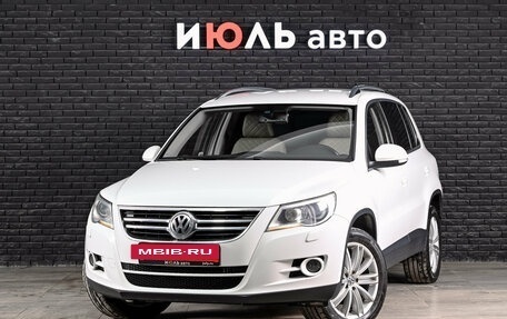 Volkswagen Tiguan I, 2011 год, 1 300 000 рублей, 2 фотография