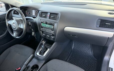 Volkswagen Jetta VII, 2013 год, 1 050 000 рублей, 5 фотография