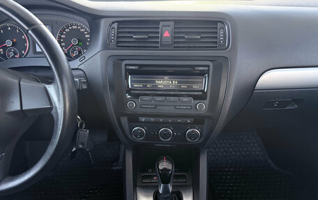 Volkswagen Jetta VII, 2013 год, 1 050 000 рублей, 7 фотография