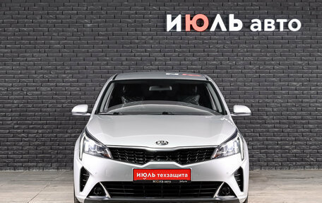 KIA Rio IV, 2021 год, 1 660 000 рублей, 2 фотография